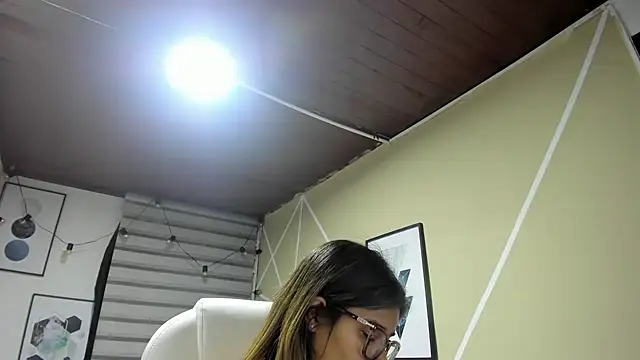 Snapshot of Enma__clark chatting on October 5, 2025, 4:03 am Enma clark online show from October 5, 2025, 4:03 am