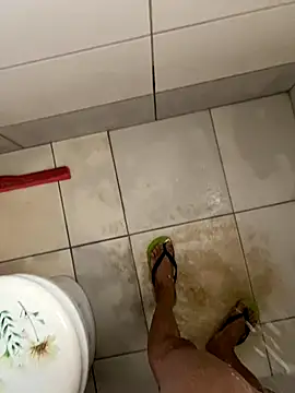 Snapshot of rafanovinho19 chatting on November 19, 2025, 2:39 pm rafanovinho19 online show from November 19, 2025, 2:39 pm