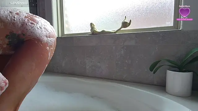 blondiluvsanal online show from February 13, 2025, 8:34 pm