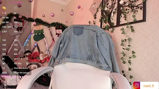 Punkys  online show from December 19, 2025, 1:42 am