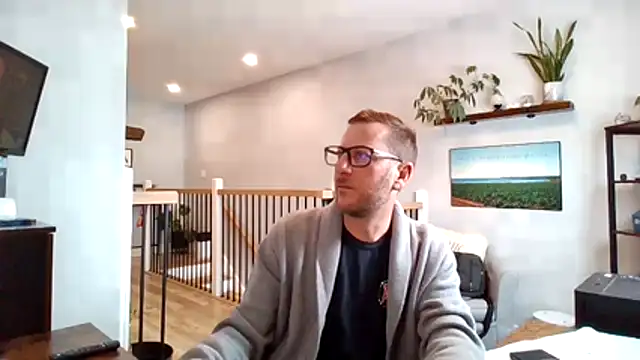 Bigdicktrav902 online show from February 11, 2026, 2:39 pm