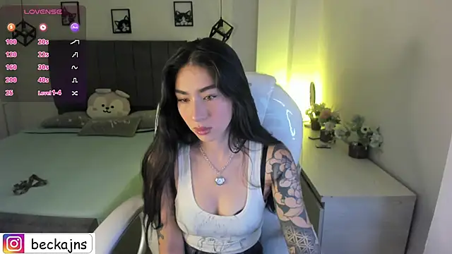 Beck jones online show from October 23, 2025, 3:21 pm