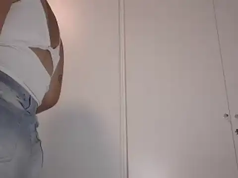 lokiylisa online show from January 21, 2025, 1:50 am