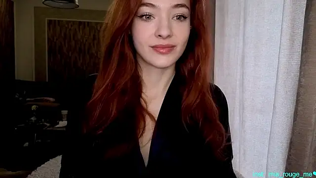 MiaRouge online show from January 7, 2026, 8:41 am