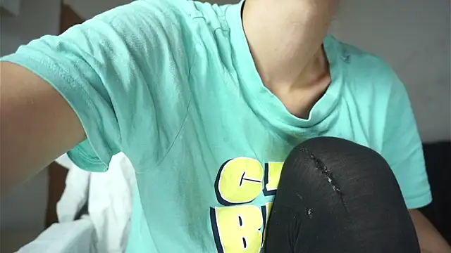 Miss  Bia online show from October 4, 2025, 10:44 pm