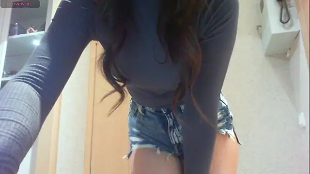 khu yam online show from March 1, 2025, 4:22 pm