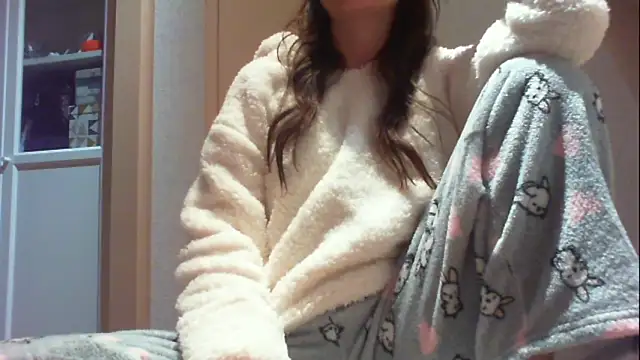 khu yam online show from December 1, 2024, 7:41 pm