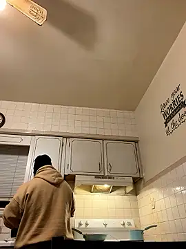 Snapshot of Cameltoekilla chatting on January 7, 2026, 4:17 am Cameltoekilla online show from January 7, 2026, 4:17 am