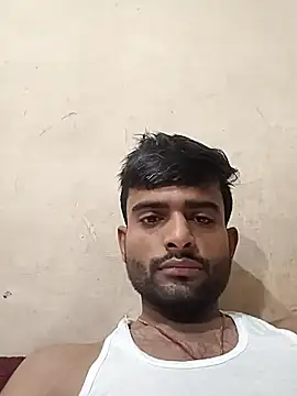 PRIYANHUxh online show from February 26, 2026, 3:06 am