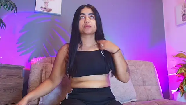 Snapshot of jade_brunnette chatting on June 3, 2026, 8:13 pm jade brunnette online show from June 3, 2026, 8:13 pm