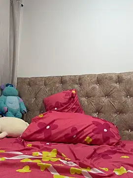 Snapshot of mia_cooper_24 chatting on February 6, 2026, 3:46 am mia cooper 24 online show from February 6, 2026, 3:46 am