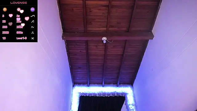 Mariana Hasper  online show from January 7, 2025, 1:17 am