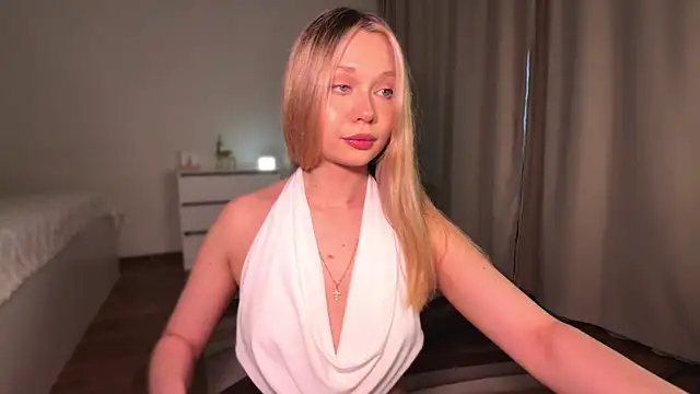 diaanona online show from May 17, 2026, 2:00 am