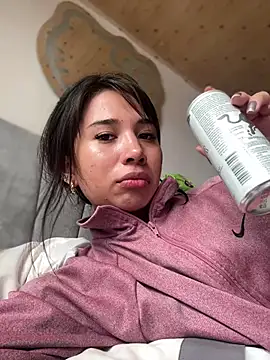 Snapshot of AlessiaVix chatting on January 24, 2025, 7:07 pm AlessiaVix online show from January 24, 2025, 7:07 pm