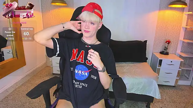 VladHellsing4 online show from February 23, 2026, 2:17 pm