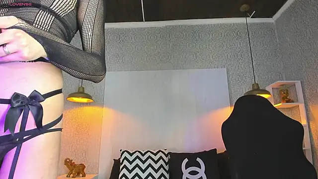 VladHellsing4 online show from January 17, 2026, 2:42 pm