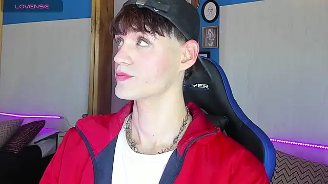 VladHellsing4 online show from March 13, 2025, 1:07 pm