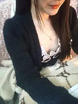 Lovely kute online show from January 12, 2026, 4:36 pm