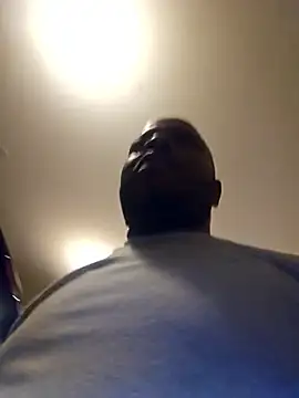 Snapshot of personalityalwayswins2 chatting on March 12, 2025, 5:35 am personalityalwayswins2 online show from March 12, 2025, 5:35 am