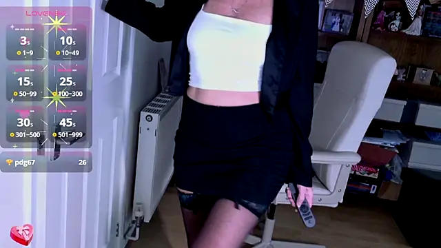 TopazCamgirl online show from December 11, 2024, 2:44 pm