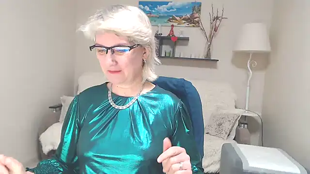 FleurMays online show from March 6, 2025, 3:46 am