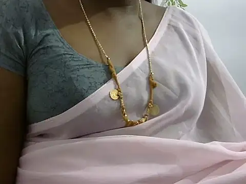 Hot akshara online show from October 10, 2025, 4:41 pm