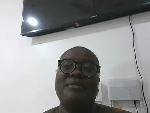Hotwife8 online show from May 20, 2026, 8:17 pm