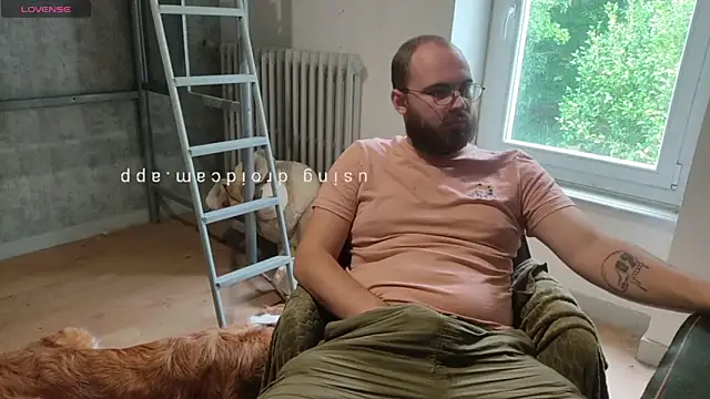 azagoul222 online show from September 21, 2025, 4:01 pm