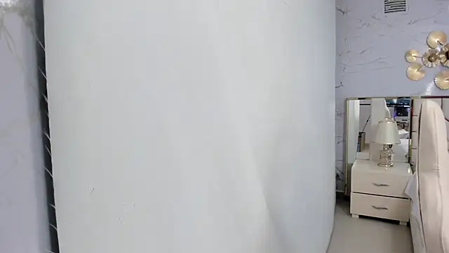 Leah Sweetie online show from September 11, 2025, 10:15 am