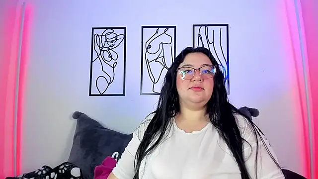 RubyPirsso18 online show from March 15, 2025, 7:05 pm