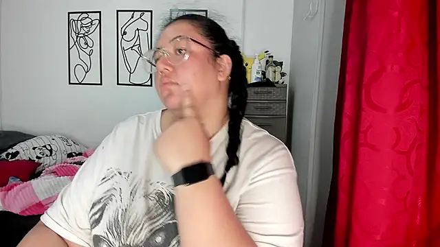 RubyPirsso18 online show from February 11, 2026, 7:03 pm