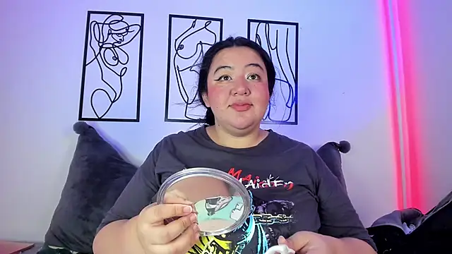 RubyPirsso18 online show from March 22, 2025, 7:09 pm