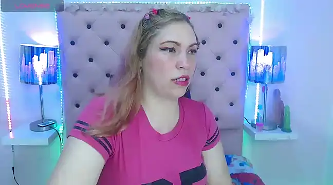 HannahEmmax2 online show from March 23, 2025, 1:09 am