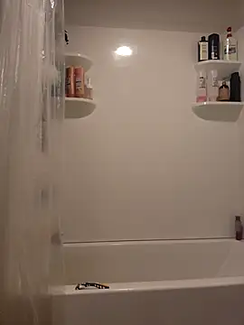 cinnaminnie online show from February 17, 2026, 5:21 pm