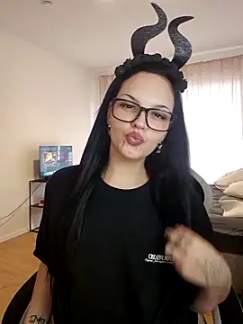 Snapshot of Jujuicy_97 chatting on September 30, 2025, 10:10 am Jujuicy 97 online show from September 30, 2025, 10:10 am