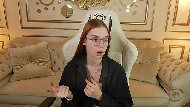 Bridget 054  online show from December 3, 2024, 4:00 pm