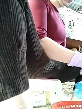 JasminePham online show from March 4, 2025, 4:27 am