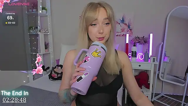 MissLisaX online show from September 11, 2025, 10:37 am