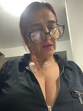 Snapshot of anastasia_and_jordan chatting on February 24, 2026, 10:05 am anastasia and jordan online show from February 24, 2026, 10:05 am