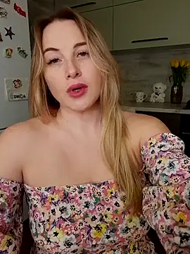 Cute Hot Alice online show from March 13, 2025, 8:11 pm