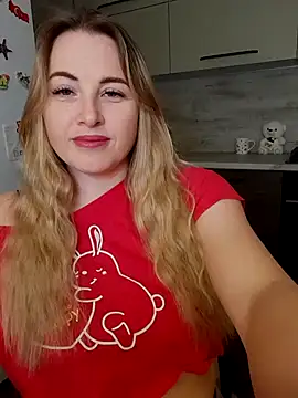 Cute Hot Alice online show from March 10, 2025, 9:18 pm