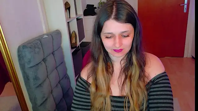 jenna-sxy19 online show from October 2, 2025, 4:10 pm