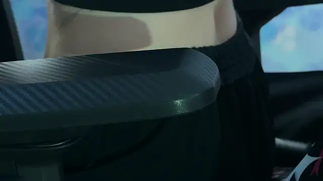 KiraLiLime online show from March 18, 2025, 11:55 am