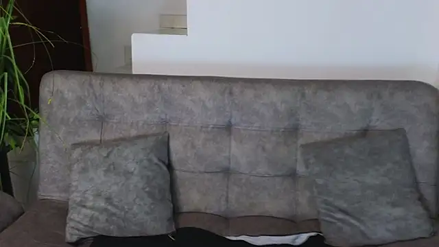 Snapshot of Lorenne_Miller chatting on March 4, 2025, 3:00 am Lorenne Miller online show from March 4, 2025, 3:00 am