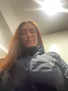 Snapshot of _KarolSmith chatting on March 4, 2025, 8:49 pm KarolSmith online show from March 4, 2025, 8:49 pm