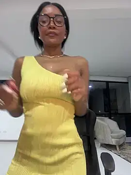 Jessie-pradoo online show from December 9, 2024, 1:18 am