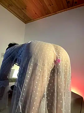 paula perez09 online show from October 4, 2025, 4:14 am