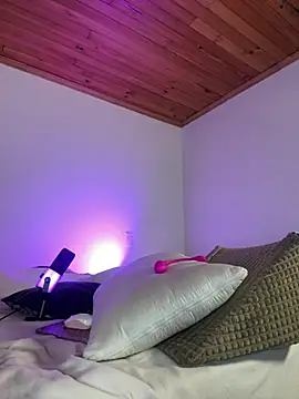 paula perez09 online show from February 3, 2025, 6:13 am