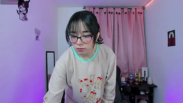 indra cam online show from March 8, 2025, 8:00 am