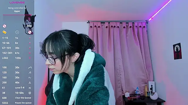 indra cam online show from March 1, 2025, 8:34 am